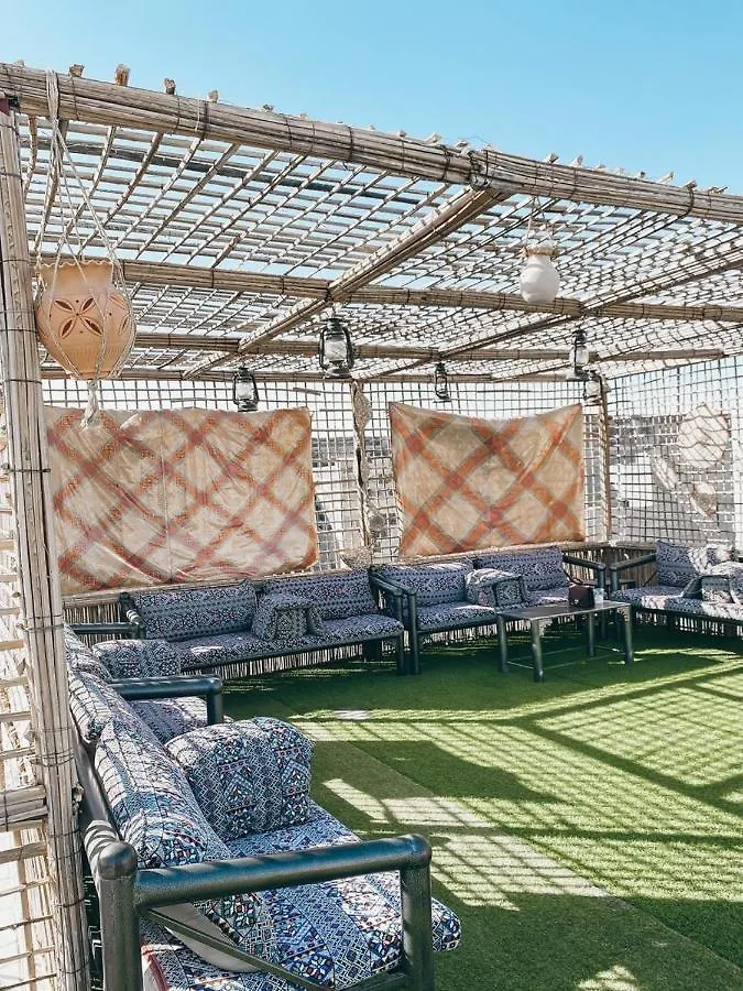 عريش بروق Brooq Tent Hotel Abu Dhabi